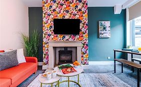 Chic & Modern Escape